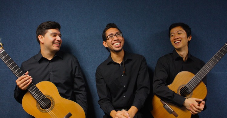 Photo of 'Trio Resonance' guitar ensemble members